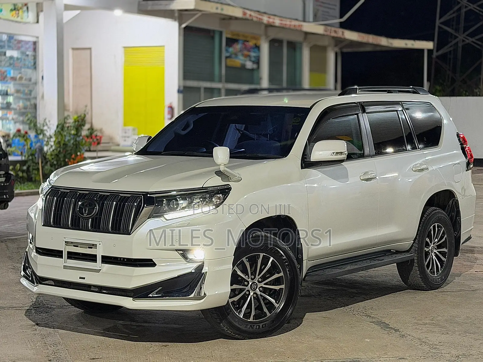 Toyota Land Cruiser Prado 2018 White
