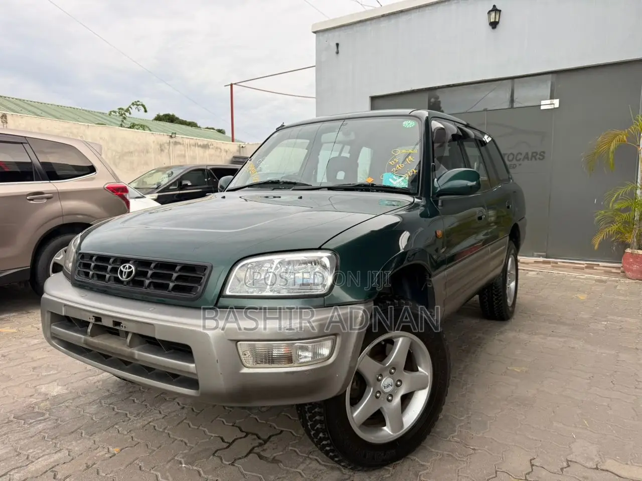 Toyota RAV4 1999 Green
