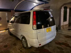 Toyota Noah 2001 White