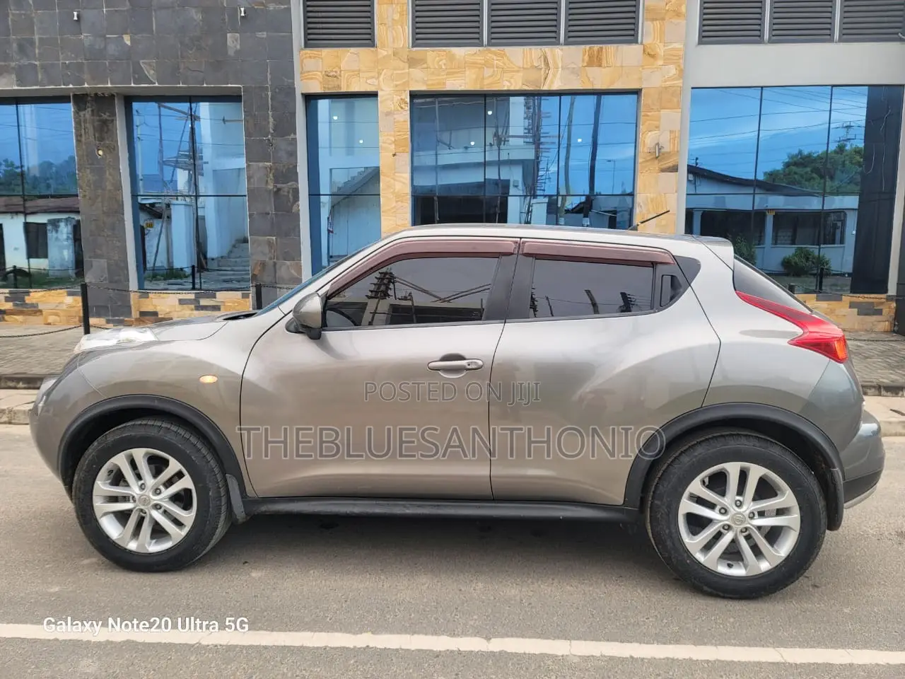 Nissan Juke 2012 Gray