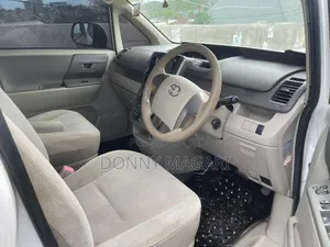 Toyota Noah 2008 White