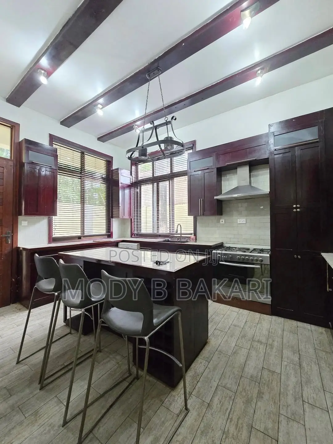 Furnished 4bdrm Villa in Mikocheni for rent