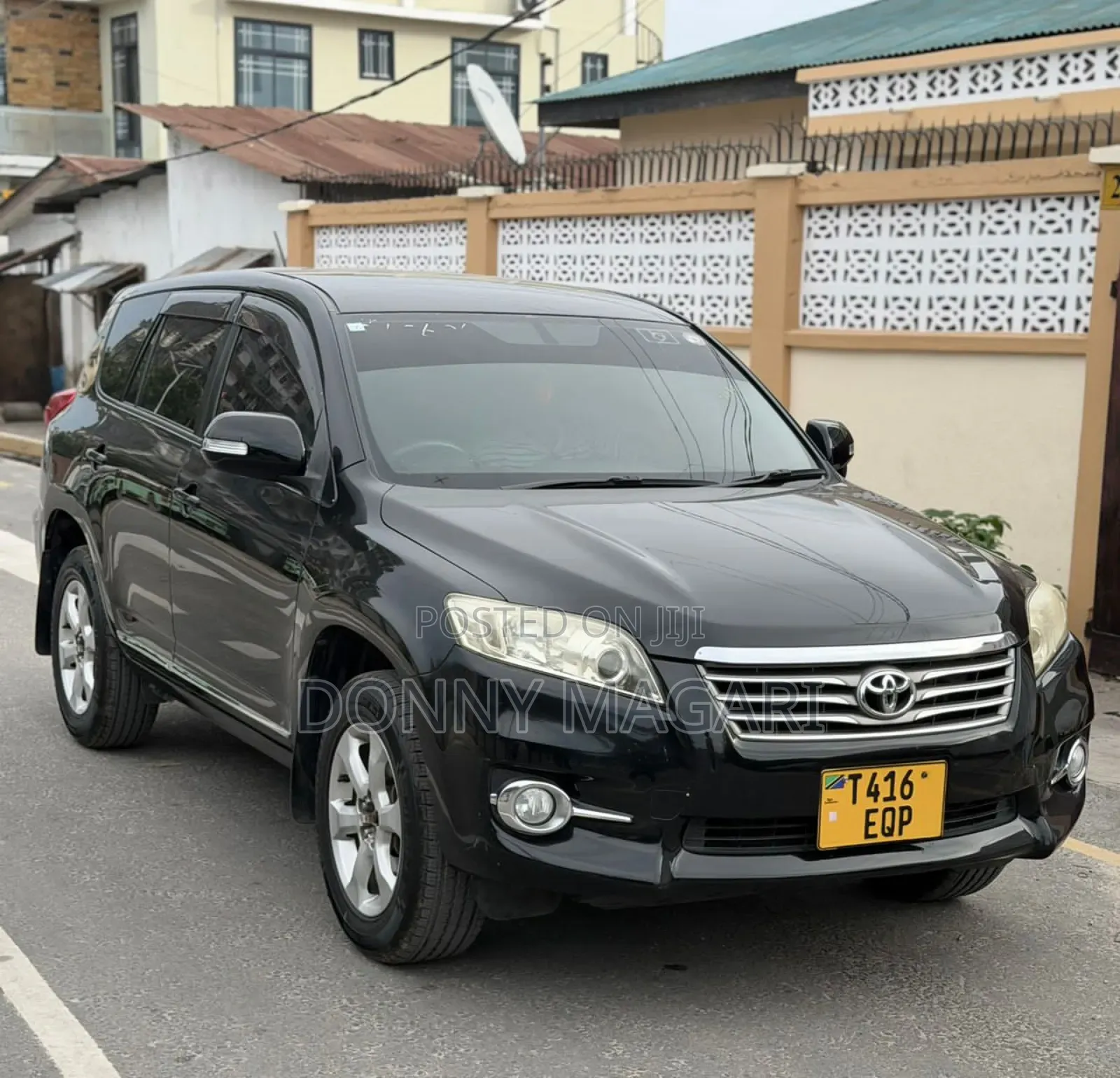 Toyota Vanguard 2010 Black