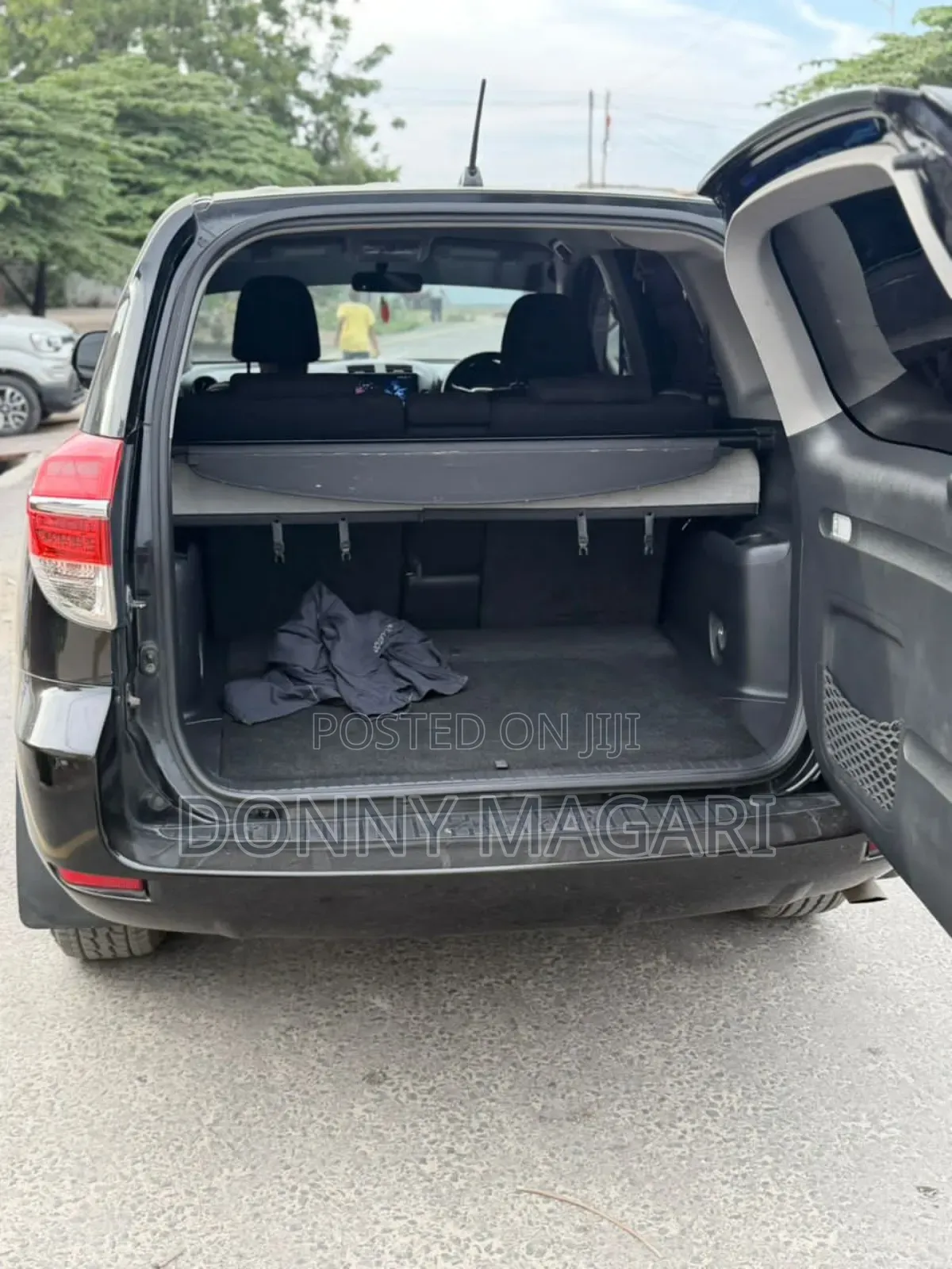 Toyota Vanguard 2010 Black