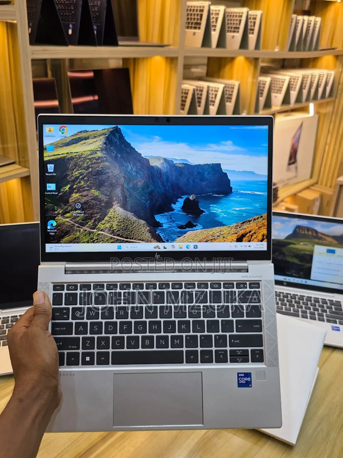 Laptop HP EliteBook 830 G8 16GB Intel Core i7 SSD 512GB