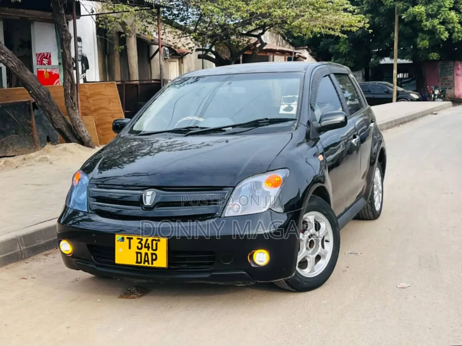 Toyota IST 2005 Black