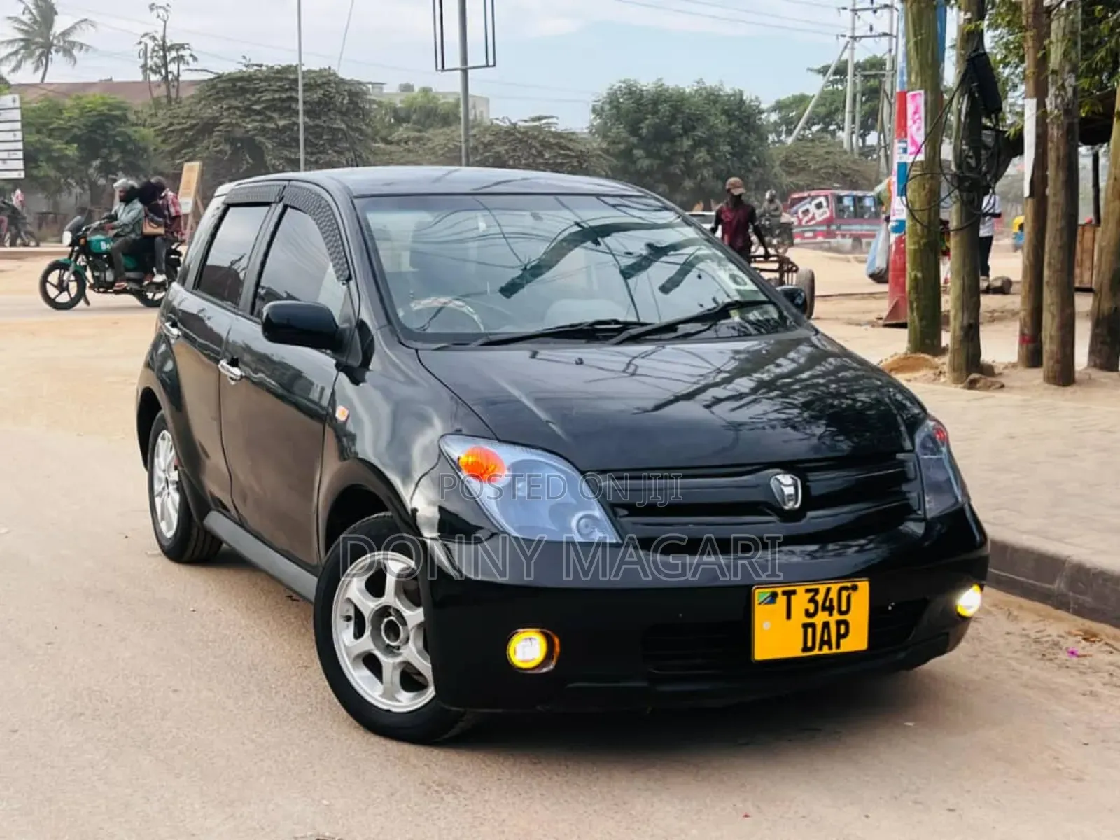 Toyota IST 2005 Black