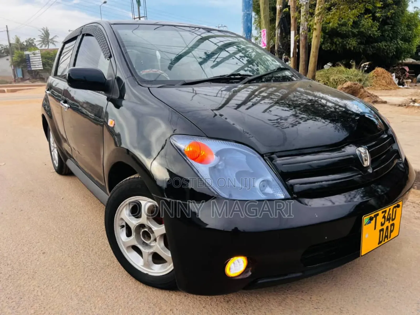 Toyota IST 2005 Black