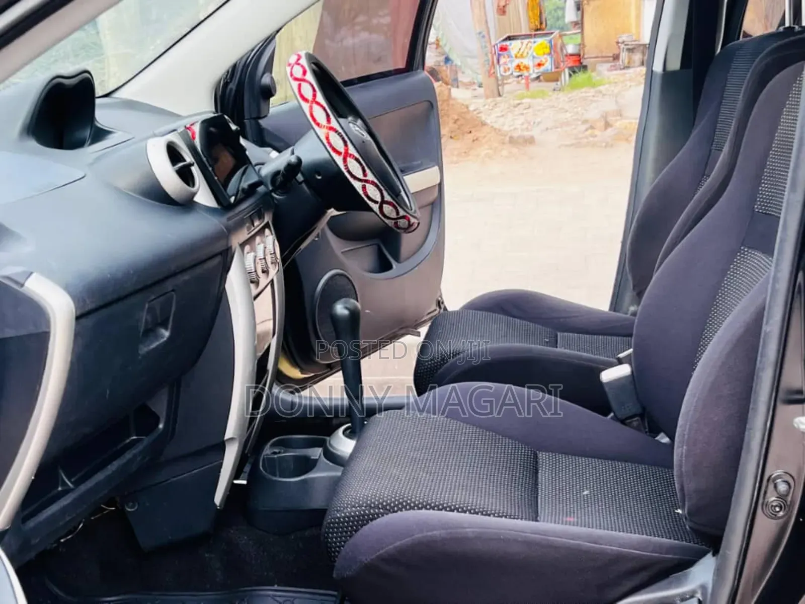 Toyota IST 2005 Black