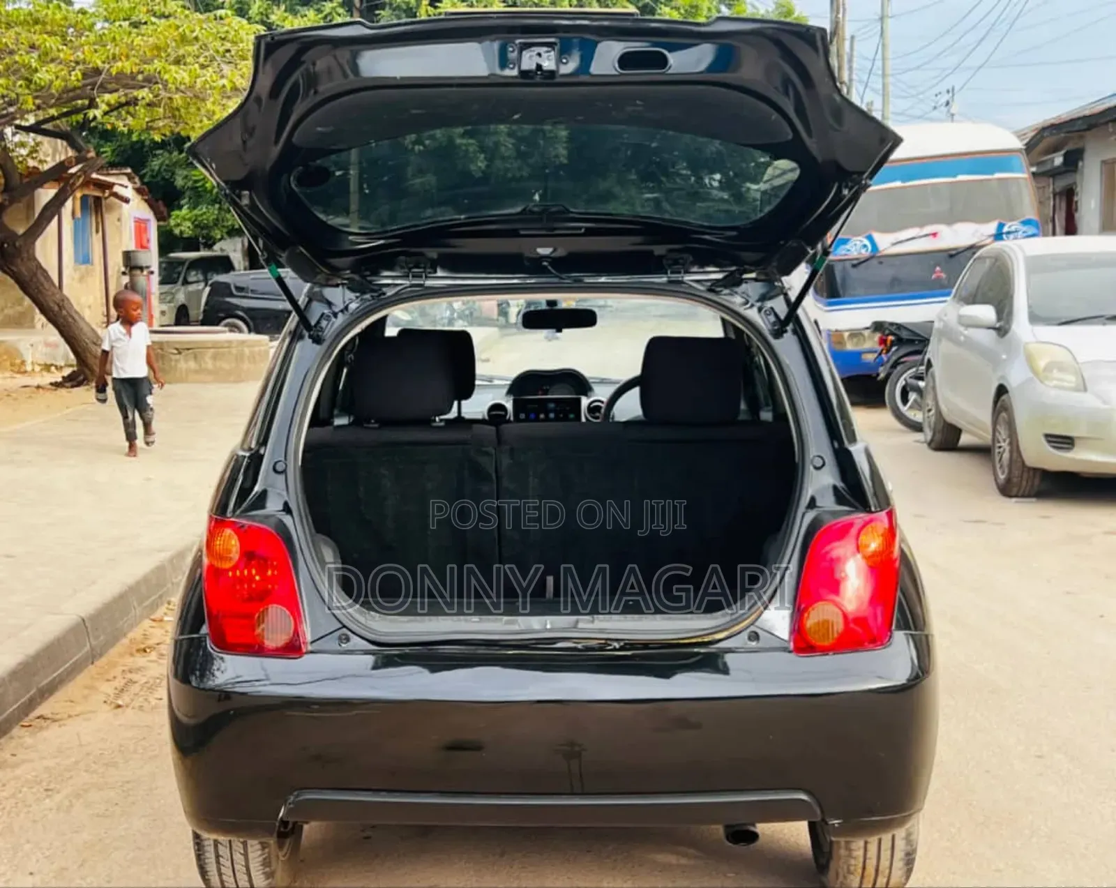 Toyota IST 2005 Black