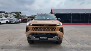 New Toyota Hilux 2025 Orange