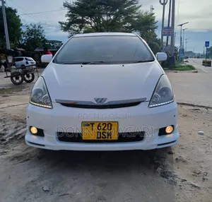 Toyota Wish 2004 White