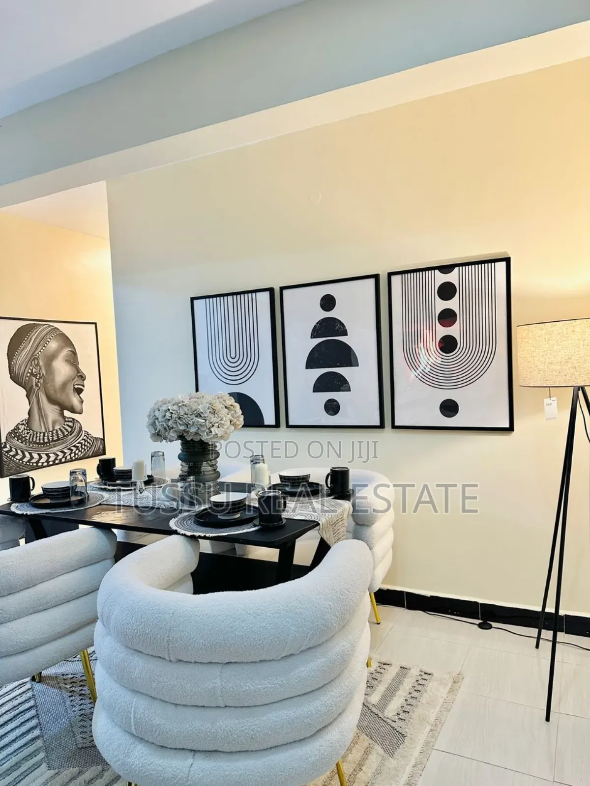 3bdrm Apartment in Kahama Rd Masaki Kwa, Mikocheni for sale