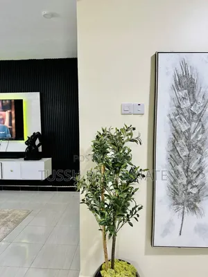 3bdrm Apartment in Kahama Rd Masaki Kwa, Mikocheni for sale