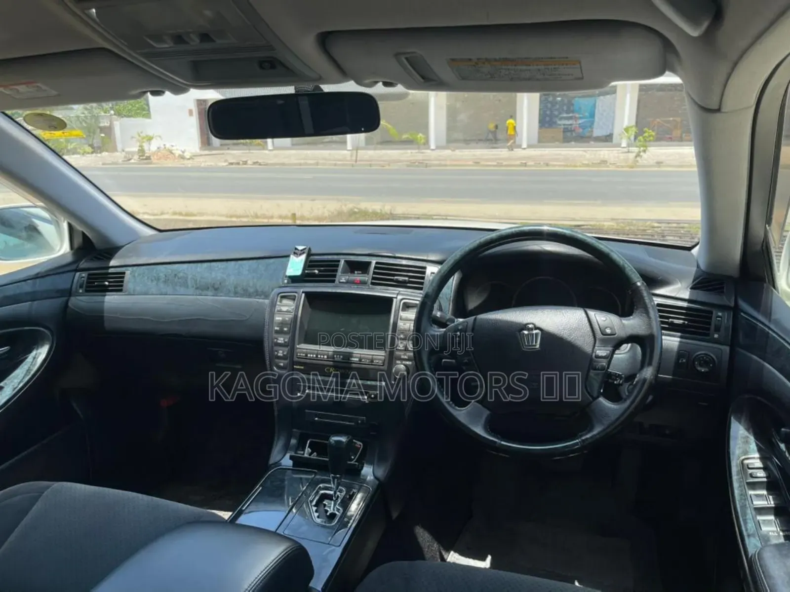 Toyota Crown 2007 White