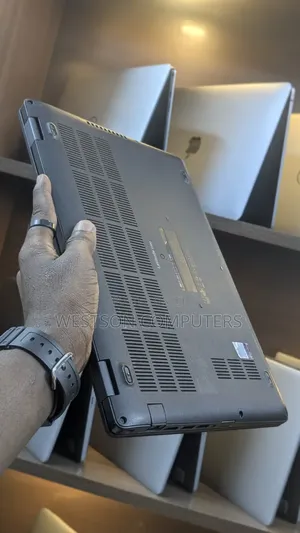 Laptop Dell Latitude 5400 8GB Intel Core i5 SSD 256GB