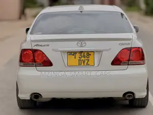 Toyota Crown 2007 White