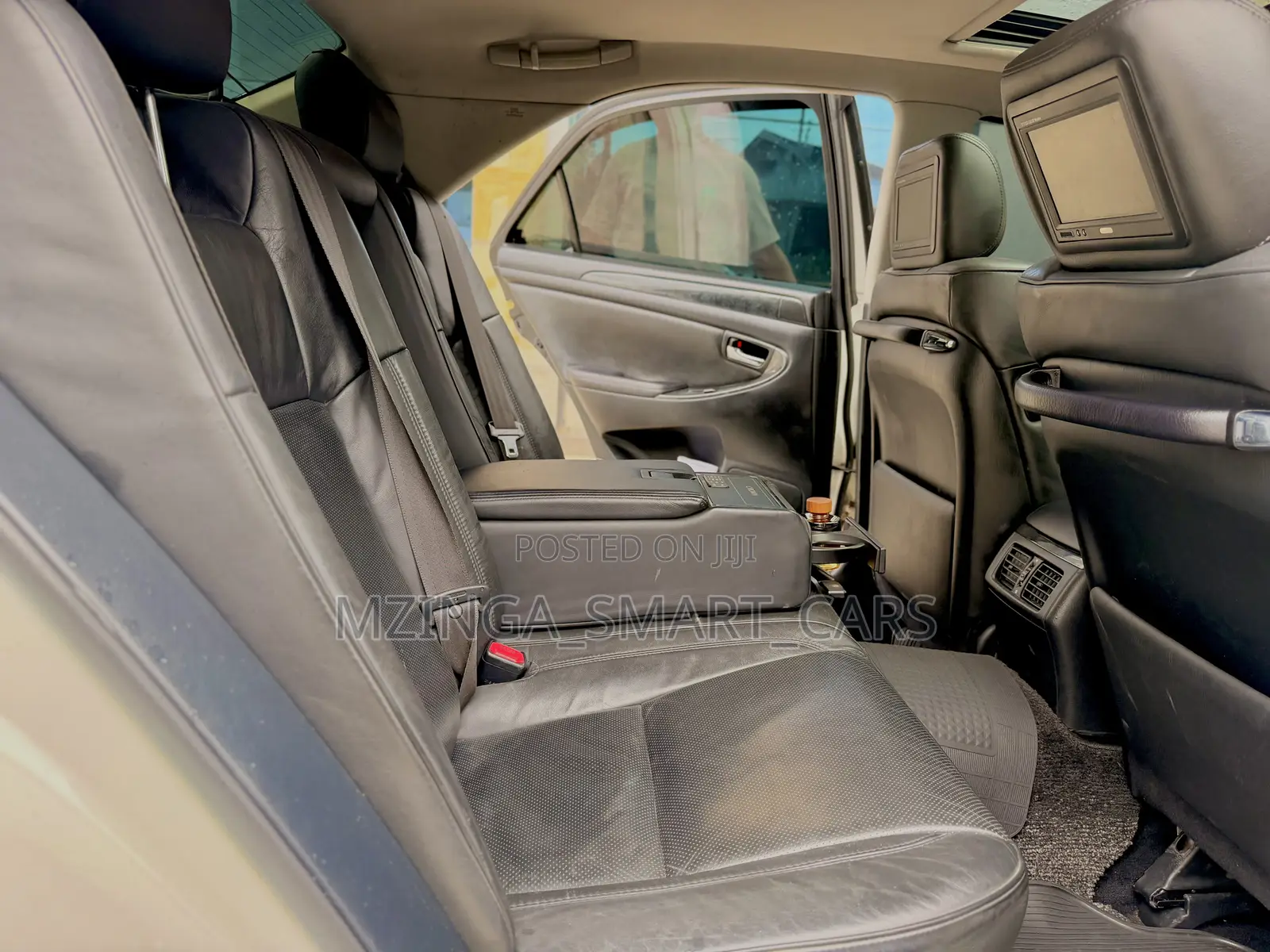 Toyota Crown 2007 White