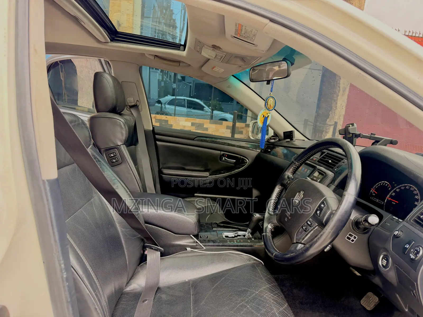 Toyota Crown 2007 White