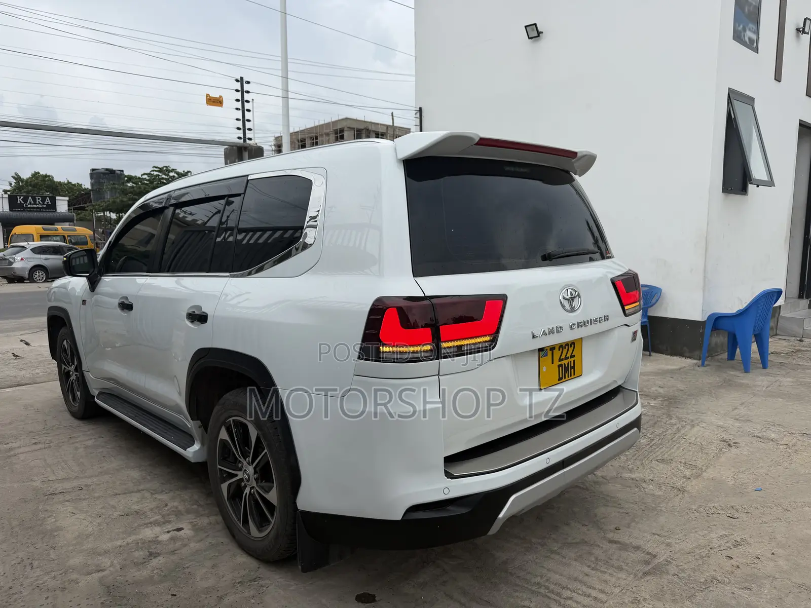 Toyota Land Cruiser 4.6 V8 ZX 2016 White