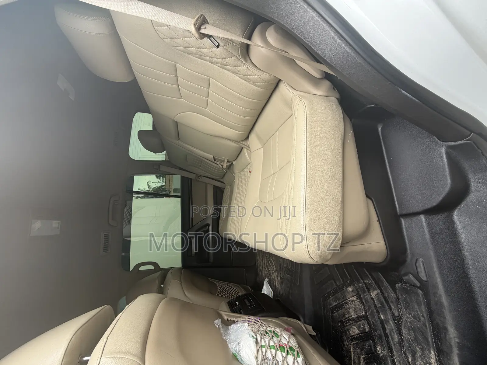 Toyota Land Cruiser 4.6 V8 ZX 2016 White