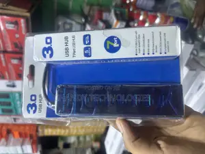 Usb 3.0 Hub With 7 Ports, Designed for High-Speed Data Transfer