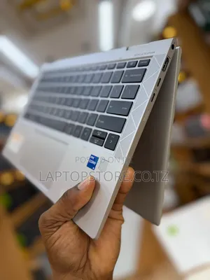 Laptop HP EliteBook 830 G8 16GB Intel Core i5 SSD 256GB
