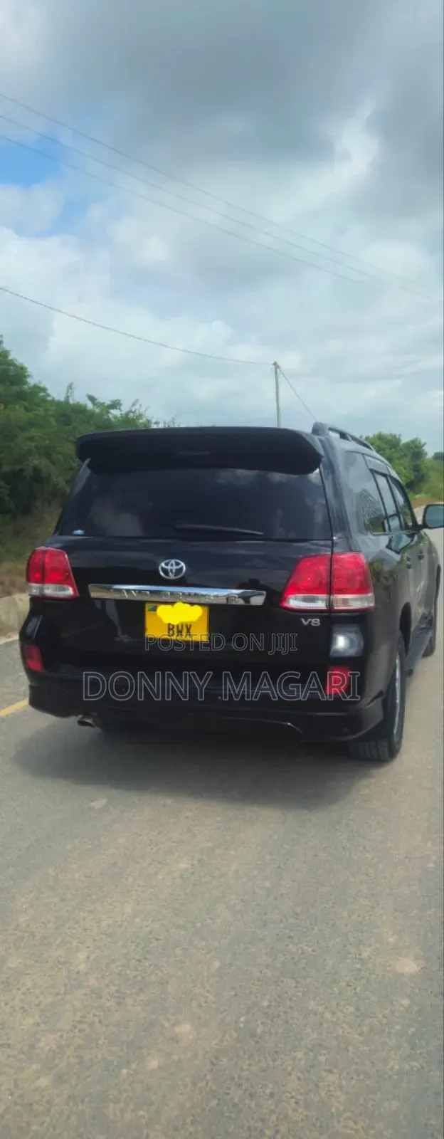 Toyota Land Cruiser 2010 Black