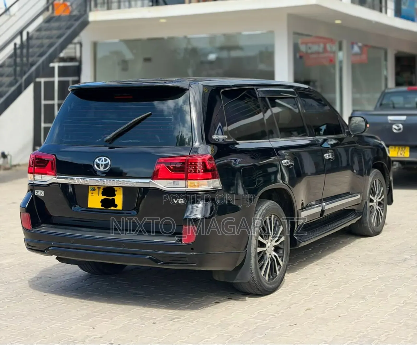 Toyota Land Cruiser 2017 Black