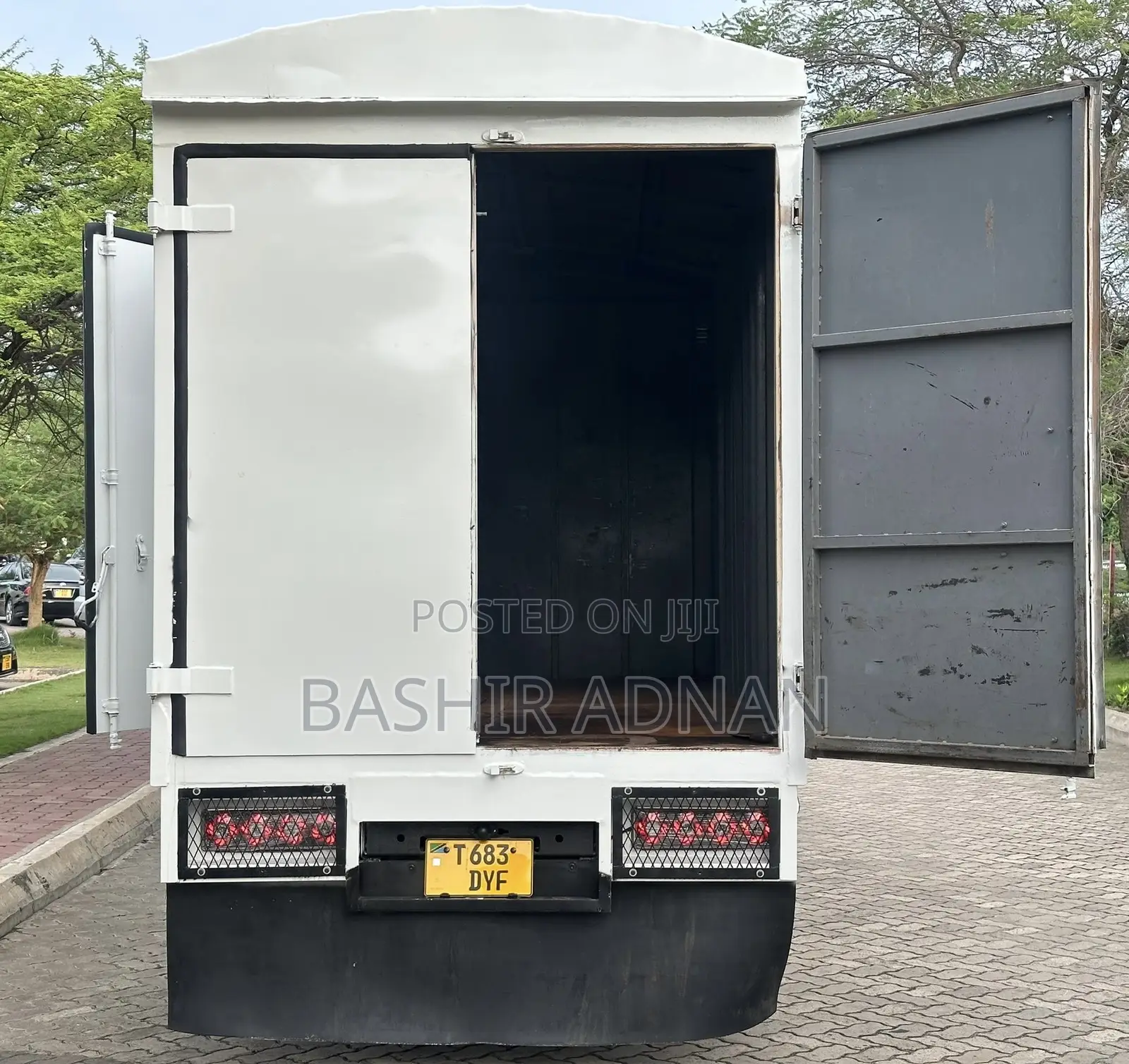 Mitsubishi Canter 1998 Blue