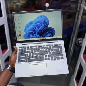 Laptop HP EliteBook 840 G7 8GB Intel Core i5 SSD 256GB