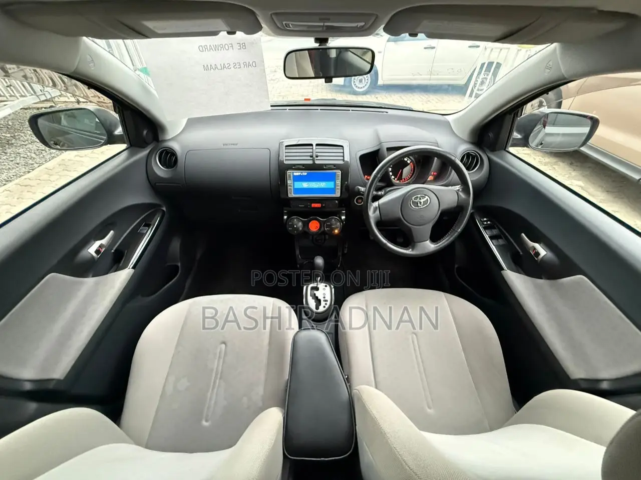 Toyota IST 2009 Gray