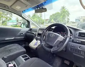 Toyota Vellfire 2010 Pearl