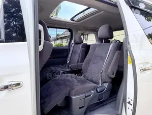Toyota Vellfire 2010 Pearl