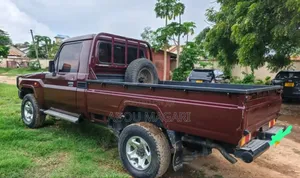 Toyota Land Cruiser 2003 Maroon
