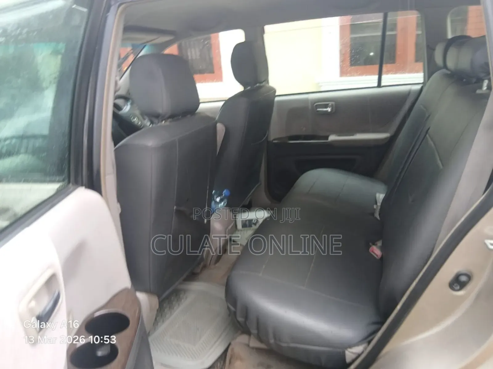 Toyota Kluger 2001 Gold