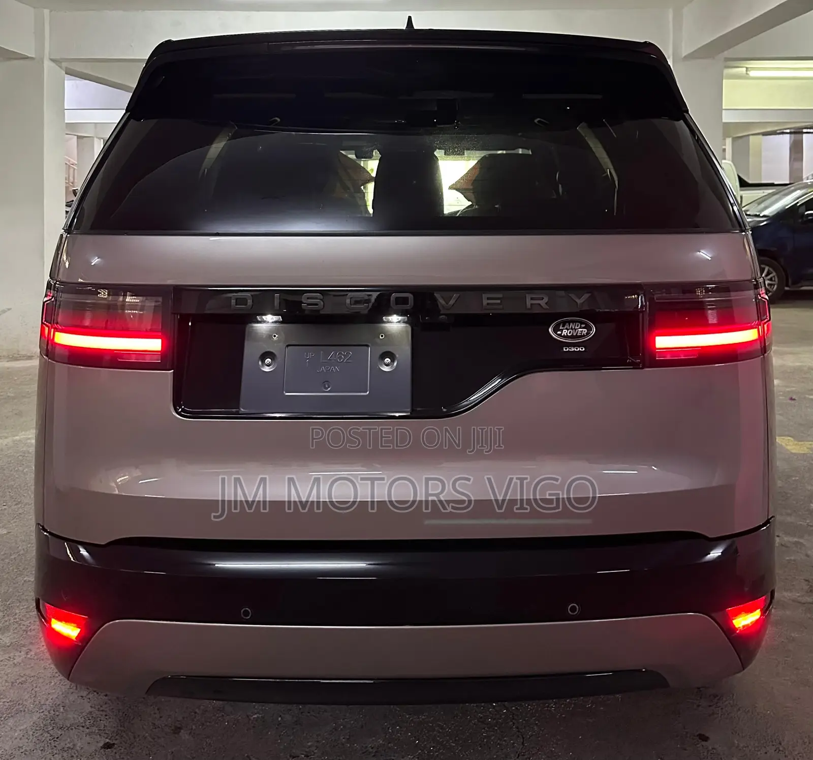 Land Rover Discovery 2022 Gray