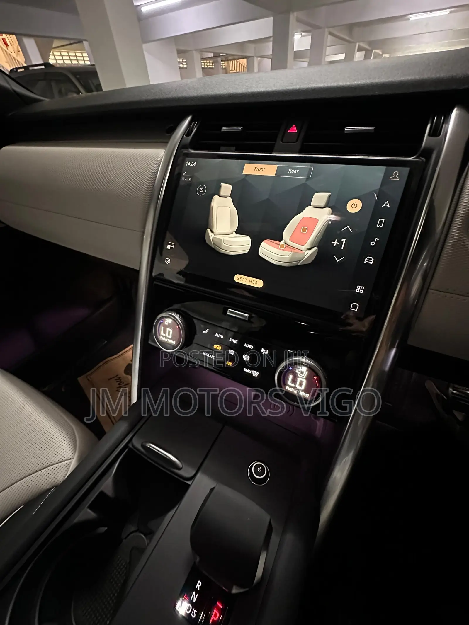 Land Rover Discovery 2022 Gray