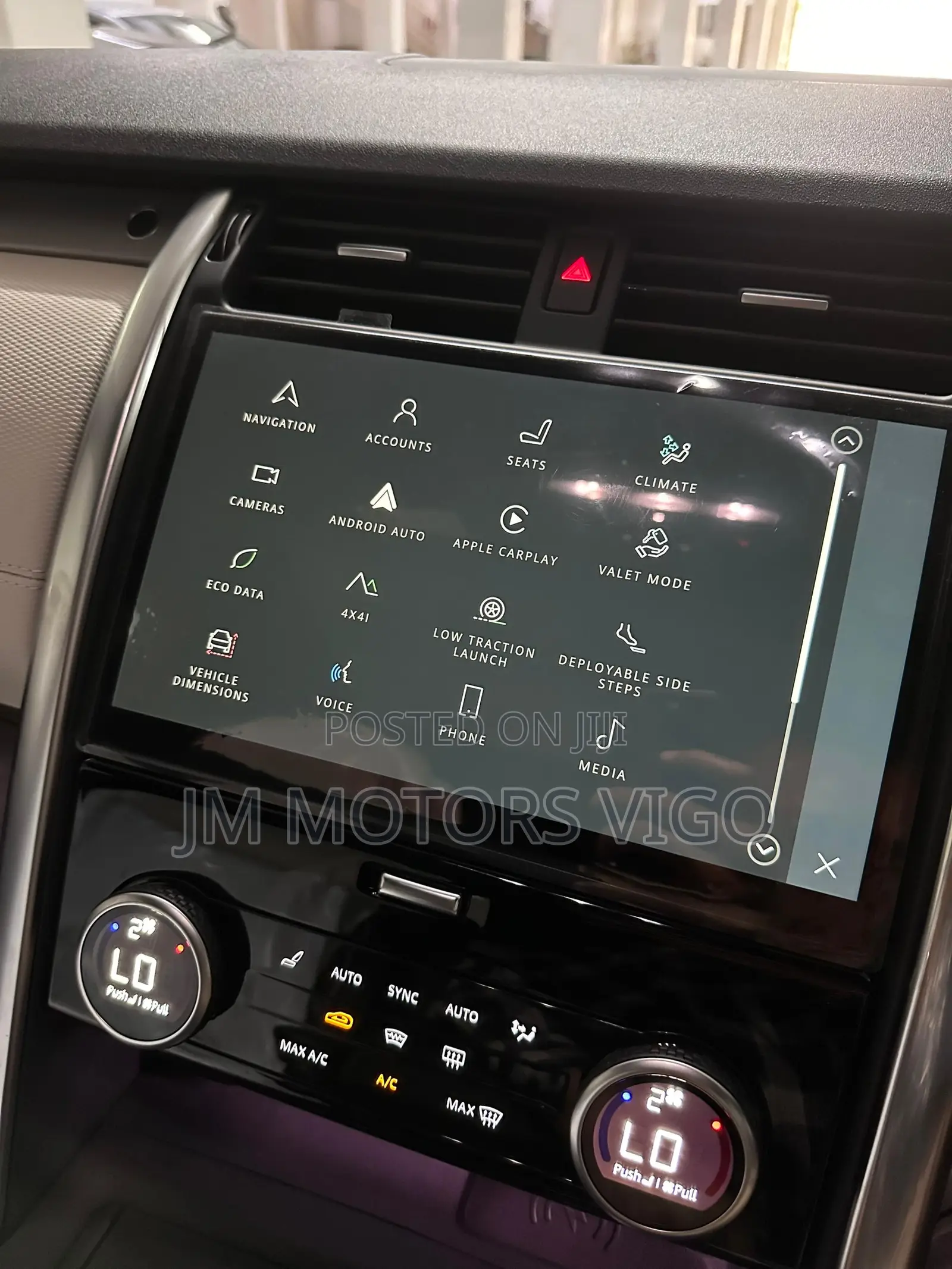 Land Rover Discovery 2022 Gray