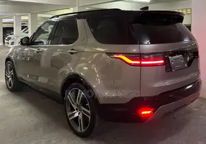 Land Rover Discovery 2022 Gray