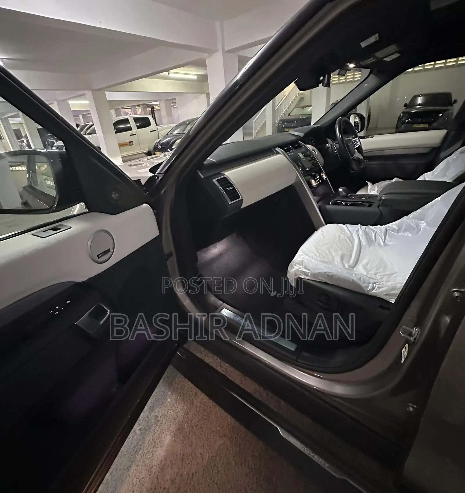 Land Rover Discovery HSE R-Dynamic 2022 Beige
