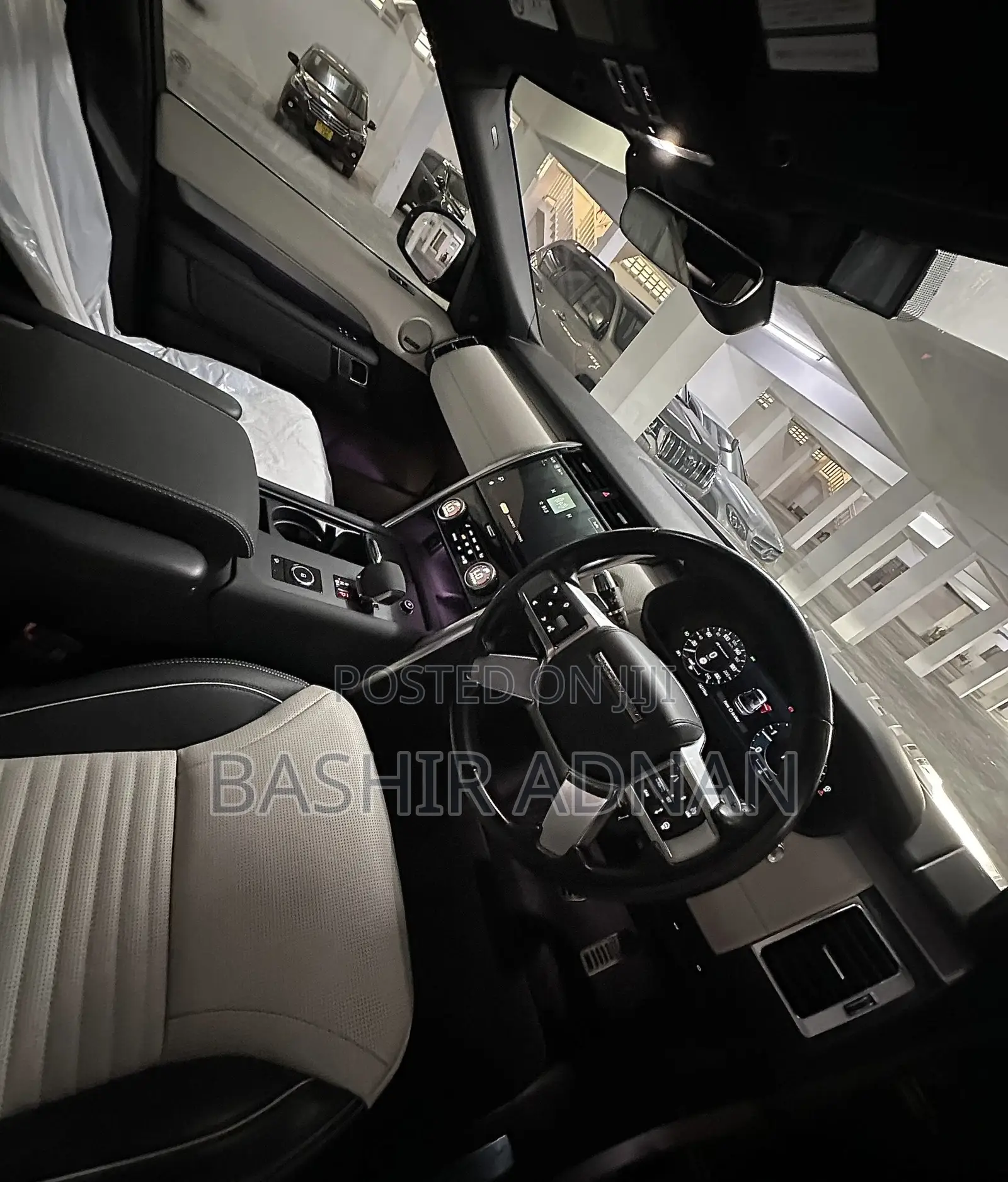 Land Rover Discovery HSE R-Dynamic 2022 Beige
