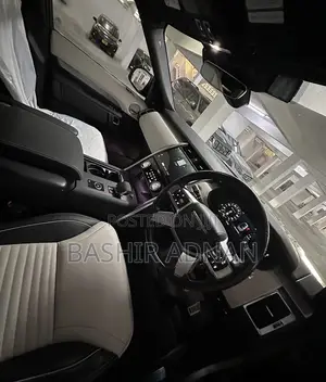 Land Rover Discovery HSE R-Dynamic 2022 Beige