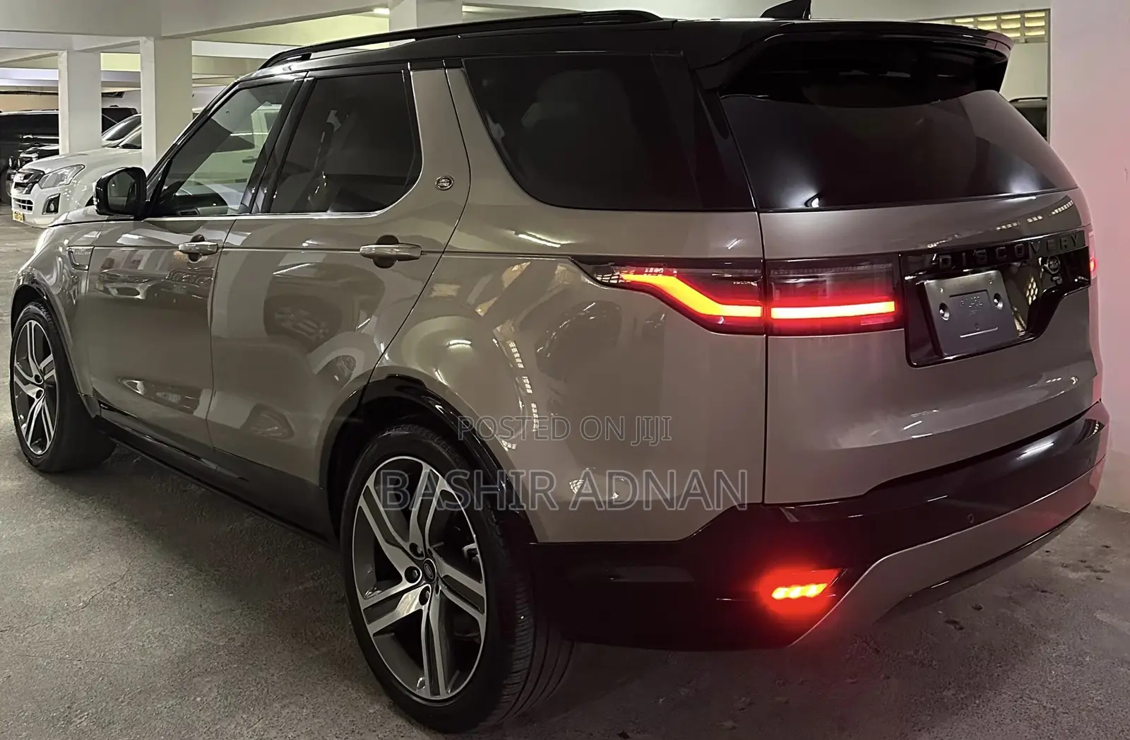 Land Rover Discovery HSE R-Dynamic 2022 Beige