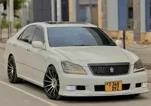 Toyota Crown 2007 White