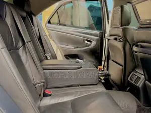 Toyota Crown 2007 White