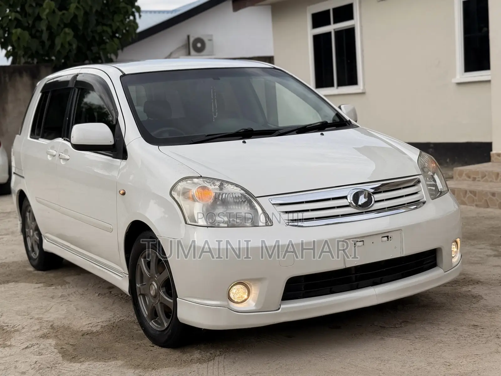 Toyota Raum 2008 White