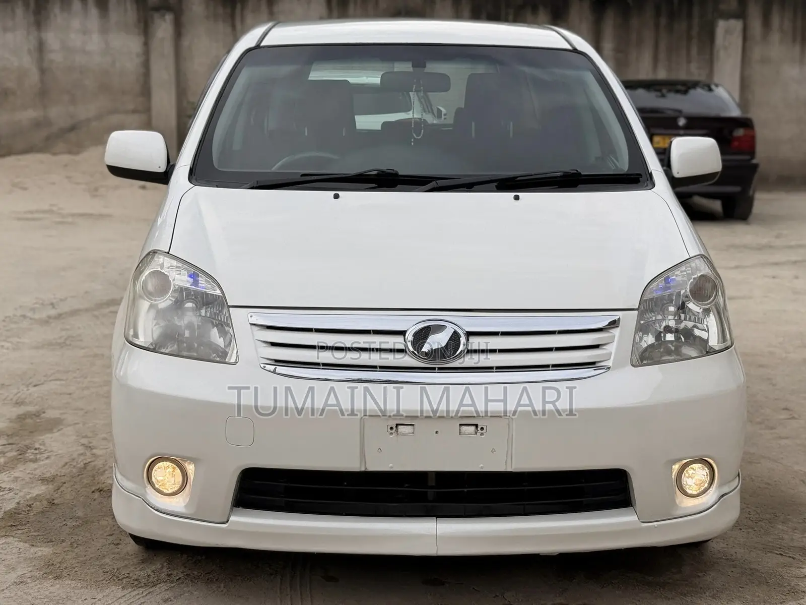Toyota Raum 2008 White