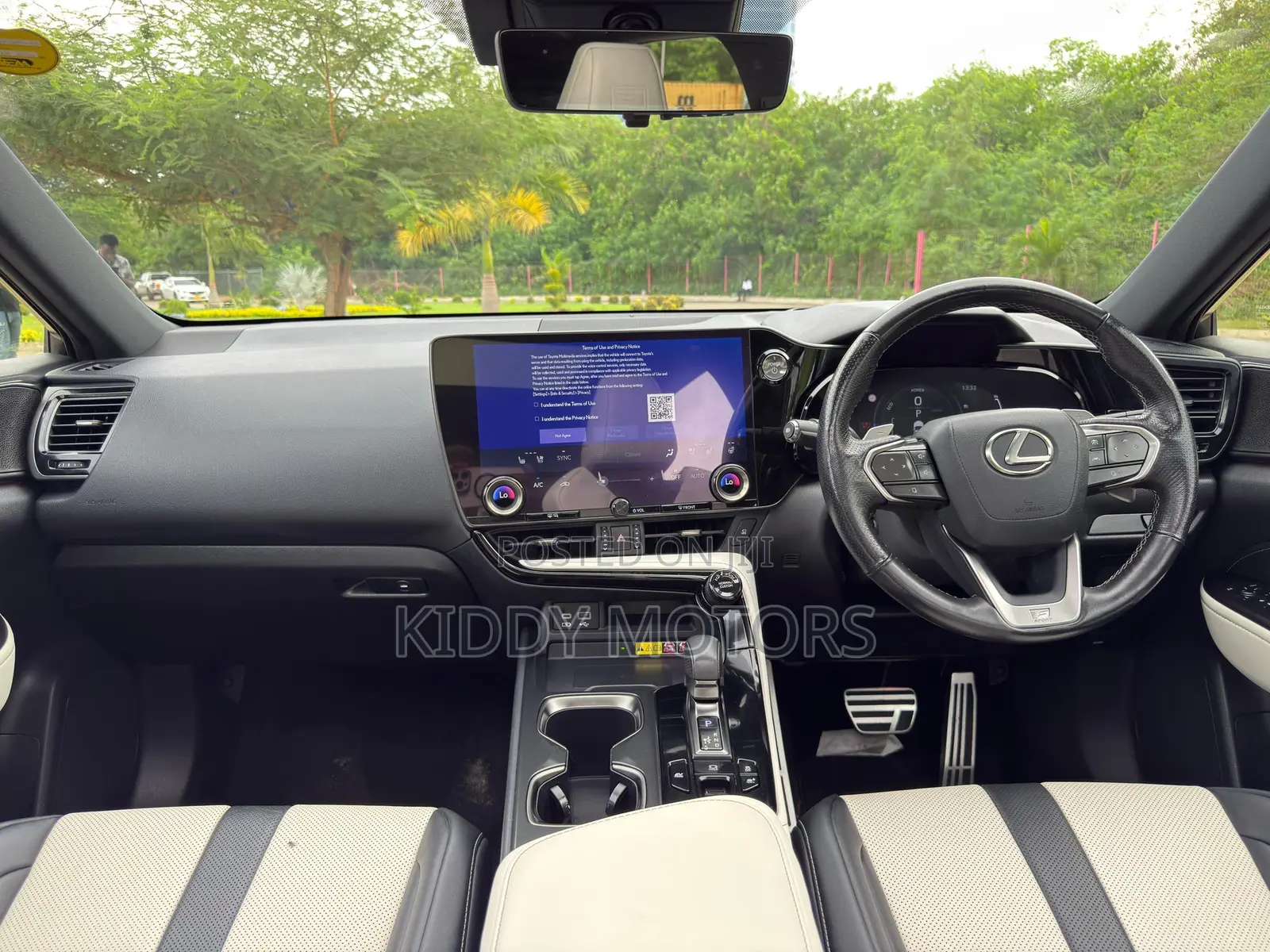 Lexus NX 2024 Gray