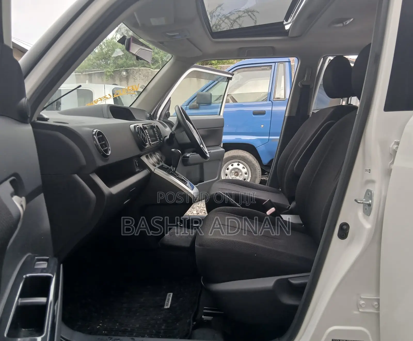 Toyota Corolla Rumion Hatchback 1.8 FWD 2008 White